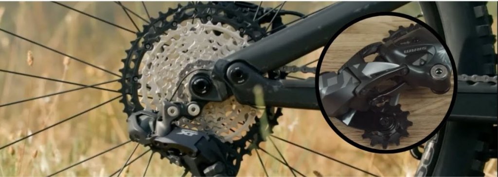 Dérailleurs électriques vs mécaniques : quel choix pour le cycliste passionné ?