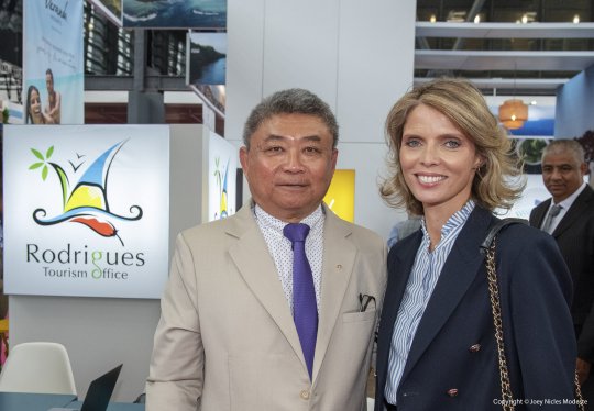 TV Locale Paris - Sylvie TELLIER Miss France 2002 sous le charme de l’ile Rodrigues.