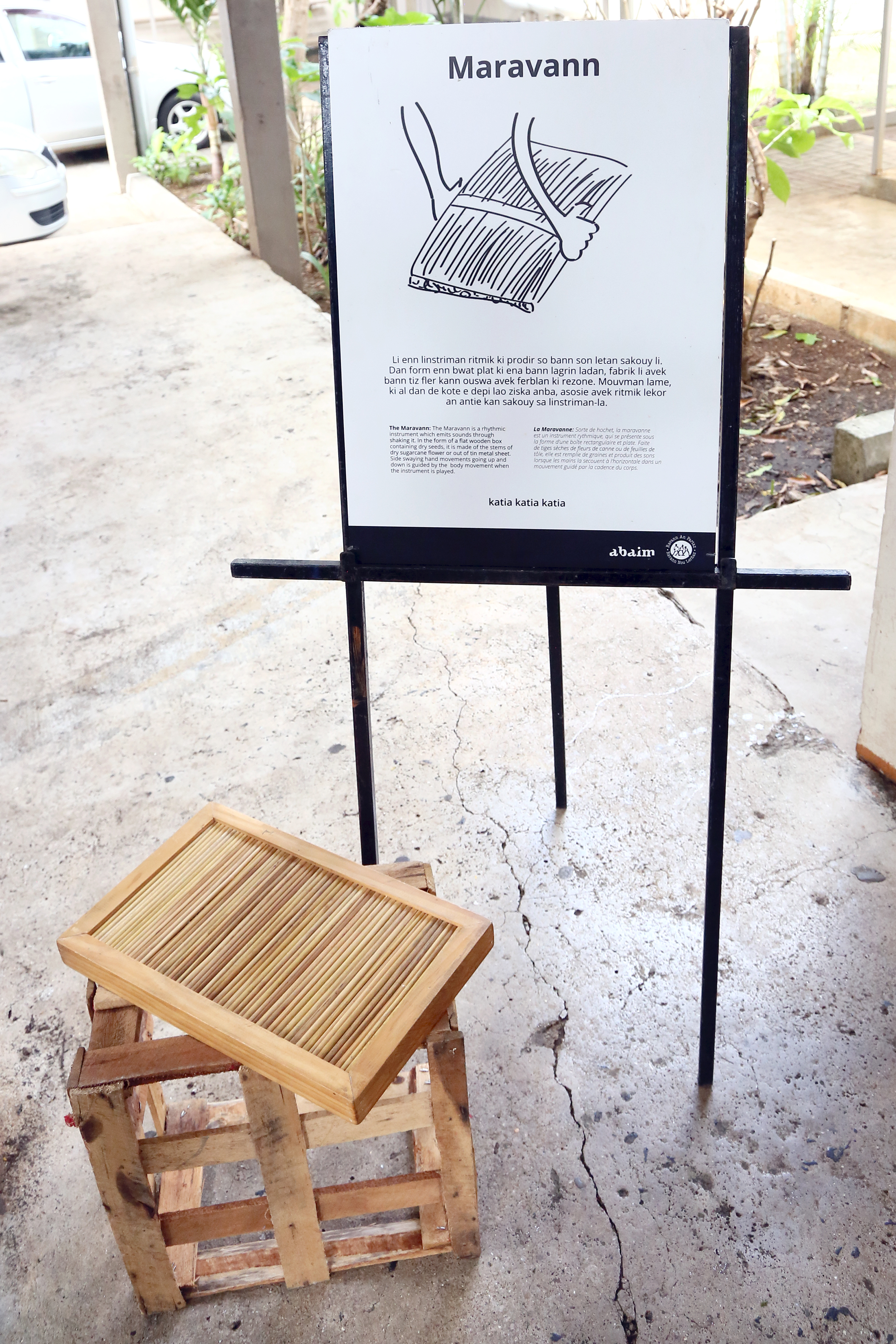 TOURNAGE BELLES D'AME A L’ILE MAURICE - En partenariat avec la MTPA - Visite Guidée à l'Initiation au Ravannes – Présentation des Instruments