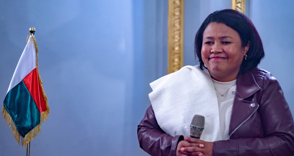 Madagascar : La Ministre du Tourisme et de l'Artisanat, Lily RAFARALAHY, à la rencontre de ses compatriotes à Paris