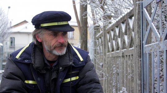 Je suis Noël  - un court métrage sur l'insceste réalisé par Maïlina , participe au NiKon Film Festival