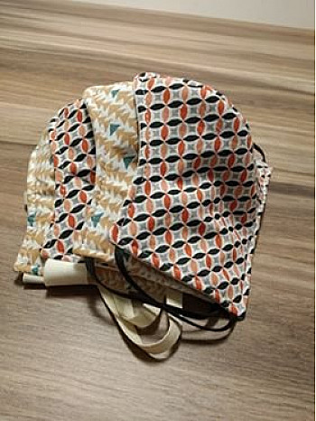 Le collectif solidaire - cousez des masques 