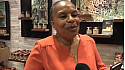 Christiane Taubira inaugure la boutique 'Les délices de Guyane' à Montmartre.
