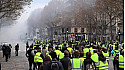 Présidentielle 2022 : Les anti-vaccins  sont-ils les nouveaux gilets jaunes?