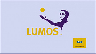 Publireportage du lancement du service d'électricité solaire pour la CIV de LUMOS Global