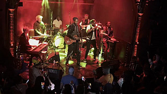 Concert exclusif à Paris de Carlou D artiste Sénégalais.