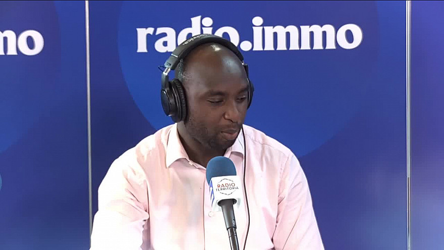 Mohamed Gnabaly, jeune entrepreneur et maire de Saint-Denis